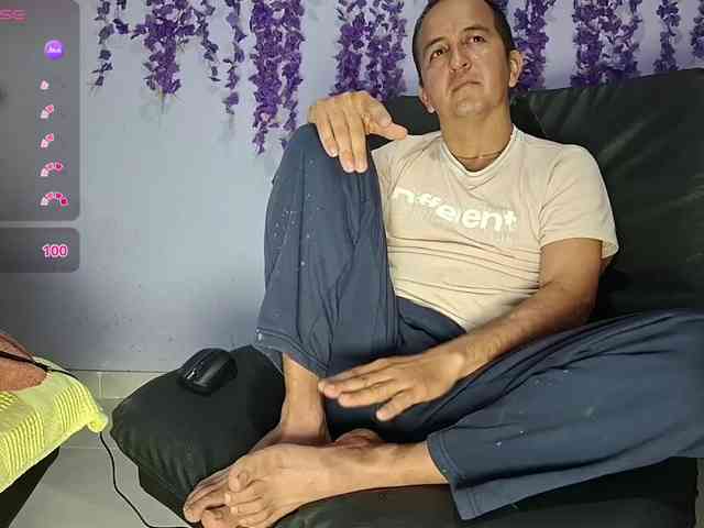 Yazfore Live Webcam on BongaCams