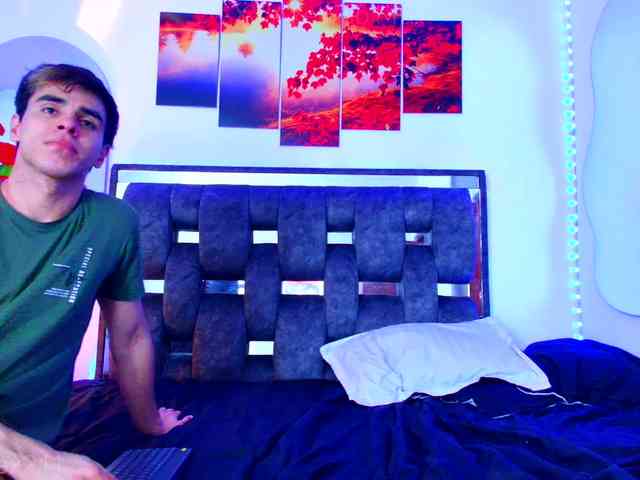 Alex-and-fabian Live Webcam on BongaCams