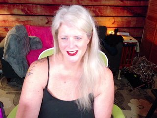 AlicesCuriosity Porn Show