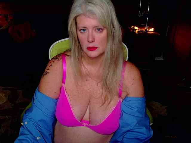 AlicesCuriosity webcam