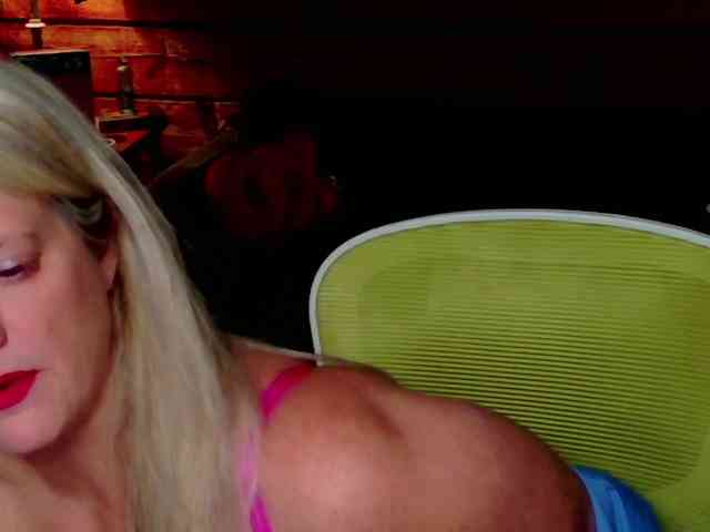 AlicesCuriosity webcam