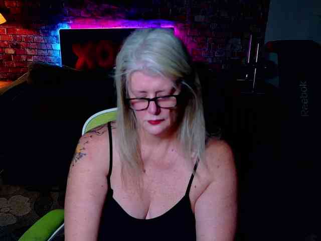 AlicesCuriosity webcam