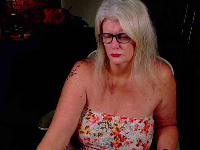 AlicesCuriosity webcam