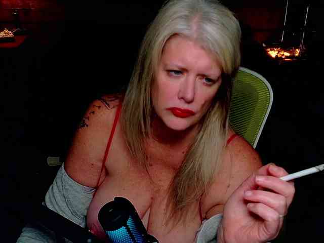 AlicesCuriosity webcam