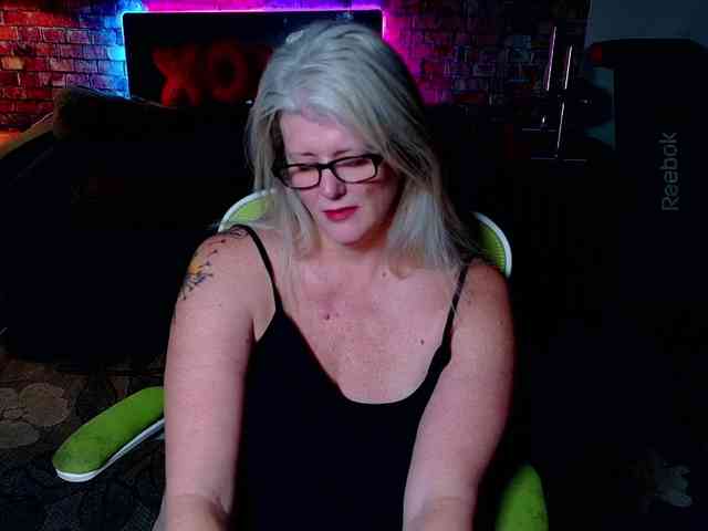 AlicesCuriosity webcam