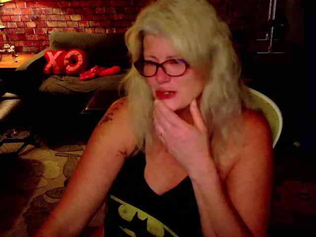 AlicesCuriosity webcam