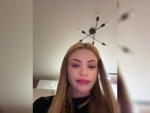 jskchwkdbcn's BongaCams show and profile