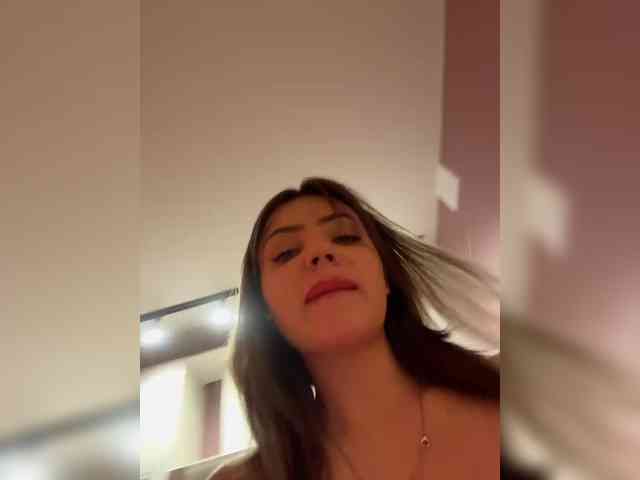cuteflores webcam