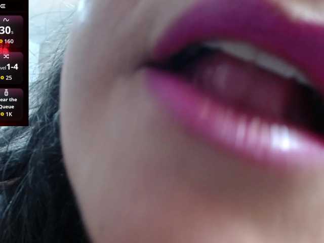 SolVegaa's BongaCams show and profile