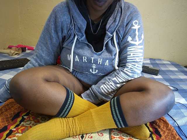 Thicksoraya on BongaCams