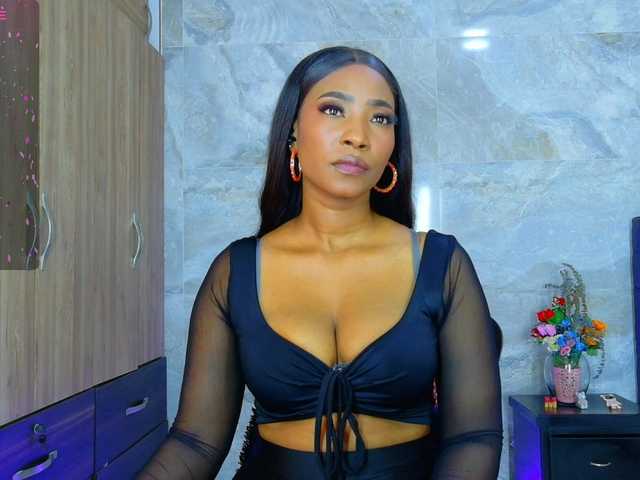 talianapalacios's BongaCams show and profile