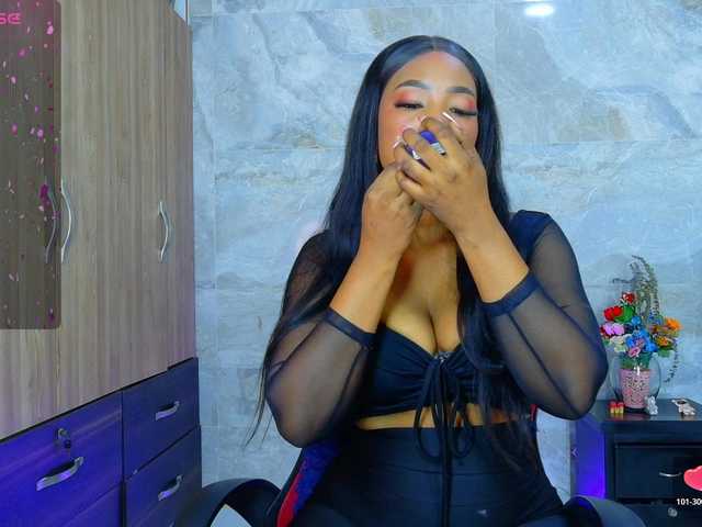 talianapalacios's BongaCams show and profile