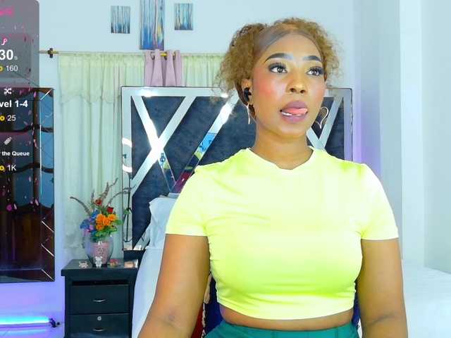 talianapalacios's BongaCams show and profile