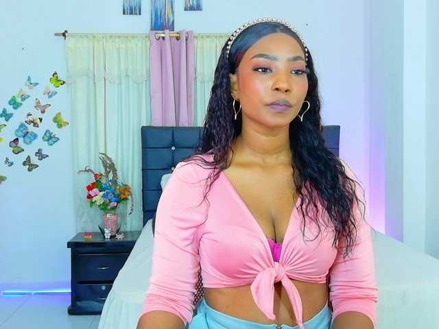 talianapalacios's BongaCams show and profile