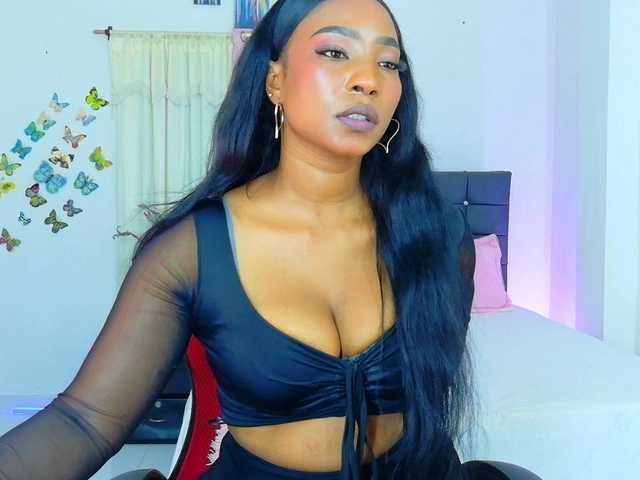 talianapalacios's BongaCams show and profile