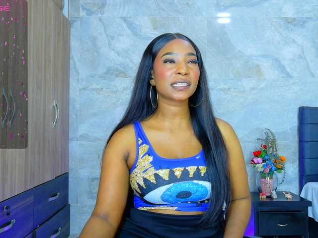 talianapalacios's BongaCams show and profile