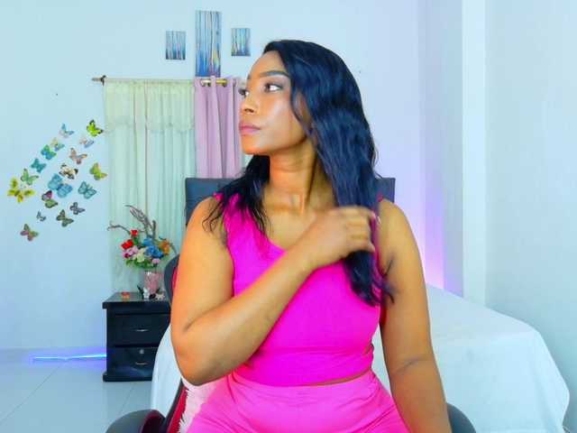 talianapalacios's BongaCams show and profile