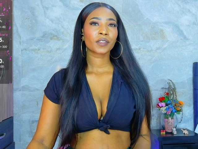 talianapalacios's BongaCams show and profile