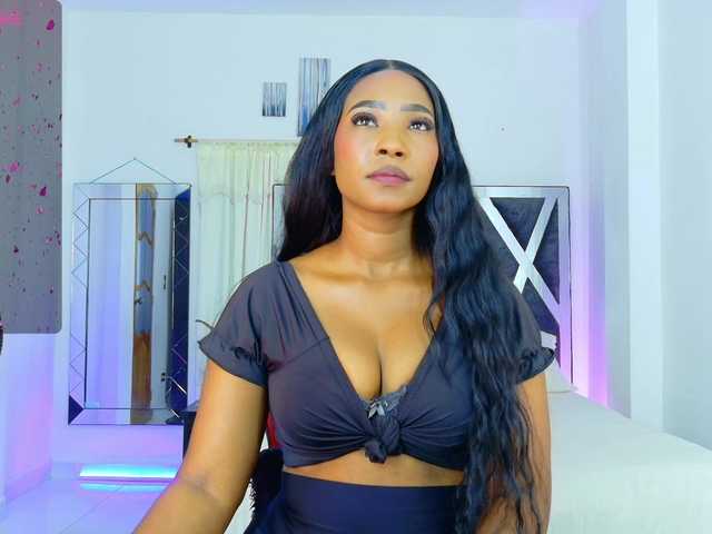 talianapalacios's BongaCams show and profile