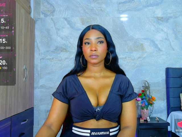 talianapalacios's BongaCams show and profile