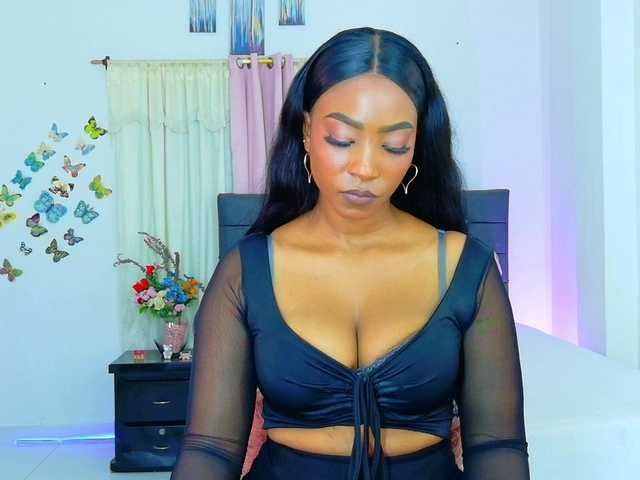 talianapalacios's BongaCams show and profile