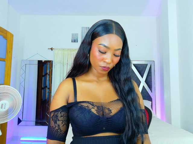 talianapalacios's BongaCams show and profile