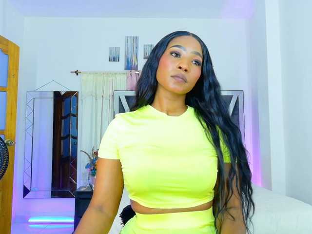 talianapalacios's BongaCams show and profile