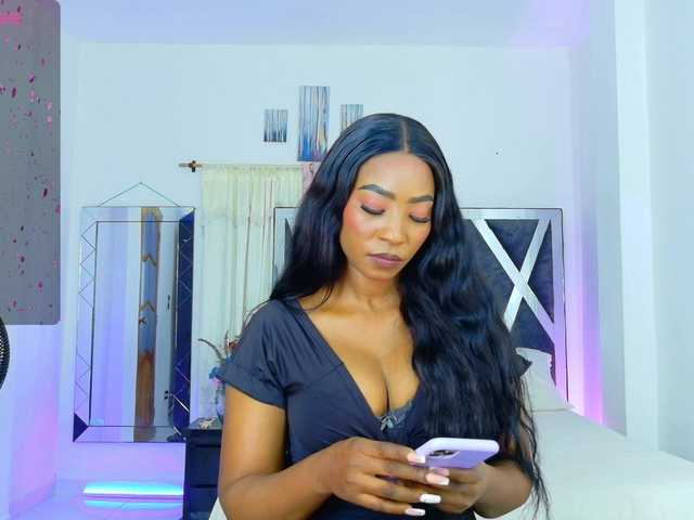 talianapalacios's BongaCams show and profile