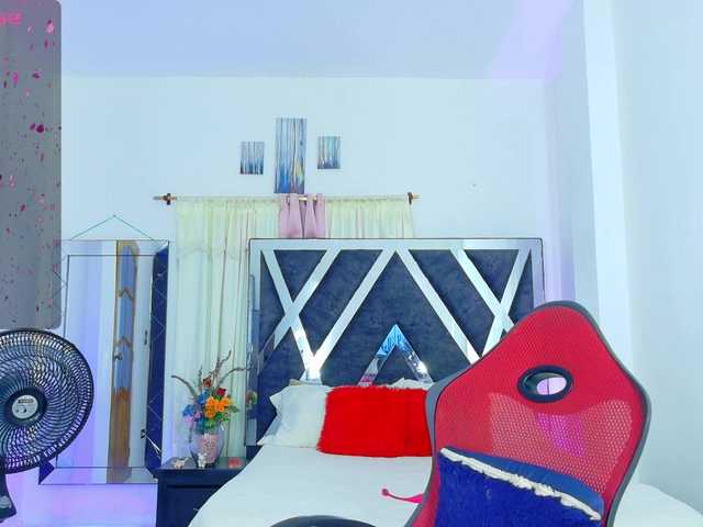 talianapalacios's BongaCams show and profile