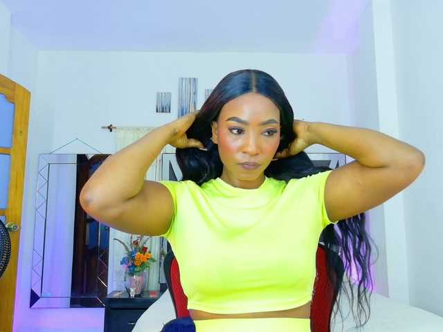 talianapalacios's BongaCams show and profile