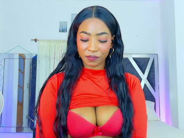 talianapalacios's BongaCams show and profile