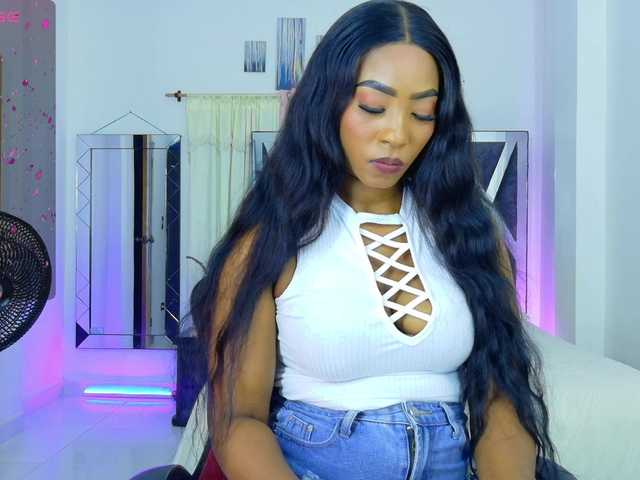 talianapalacios's BongaCams show and profile