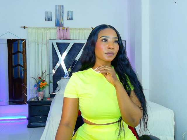 talianapalacios's BongaCams show and profile