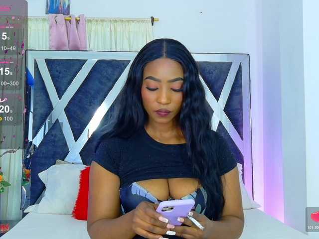 talianapalacios's BongaCams show and profile