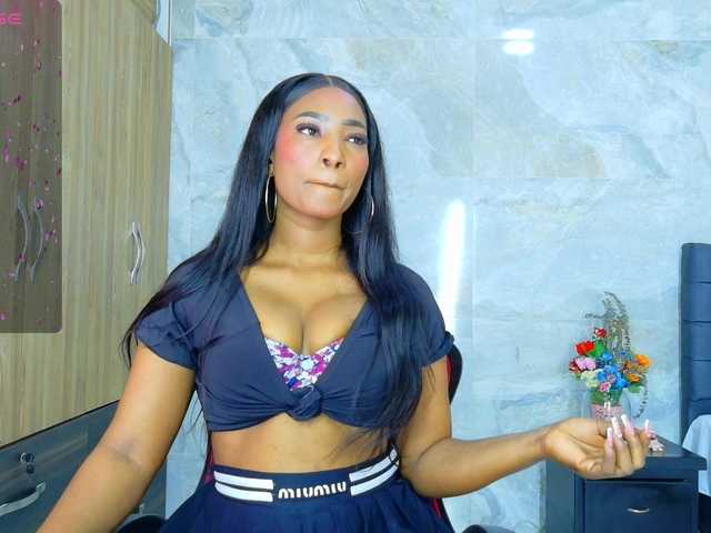 talianapalacios's BongaCams show and profile