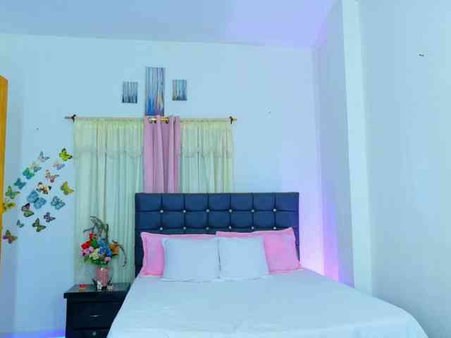 talianapalacios webcam