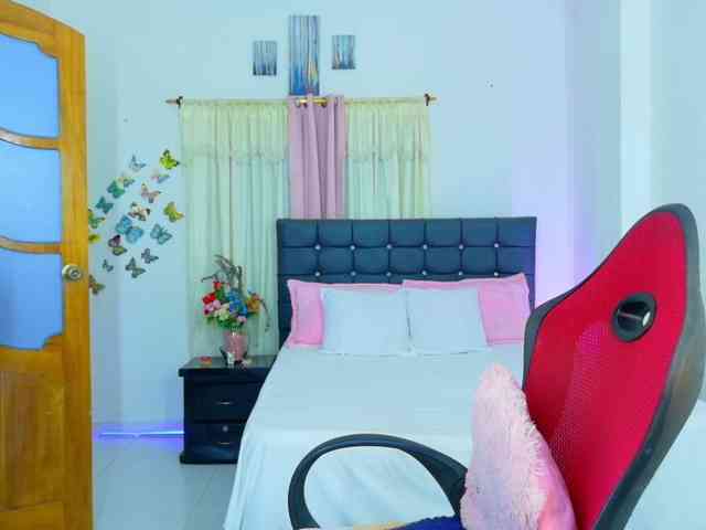 talianapalacios webcam