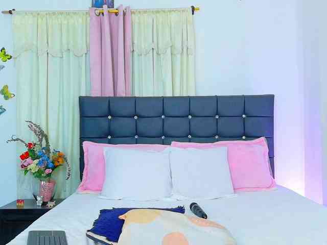 talianapalacios webcam