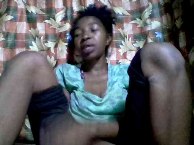 BigHairypussy webcam