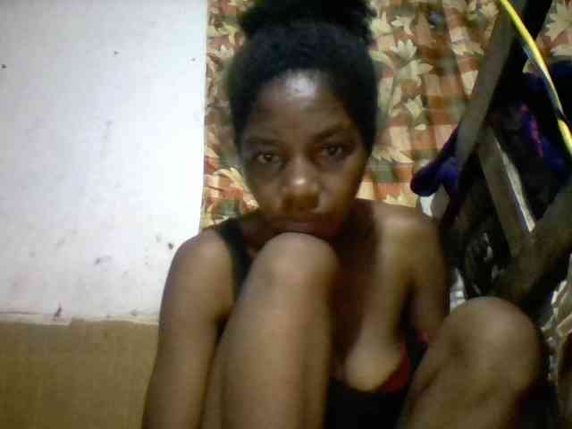 BigHairypussy webcam