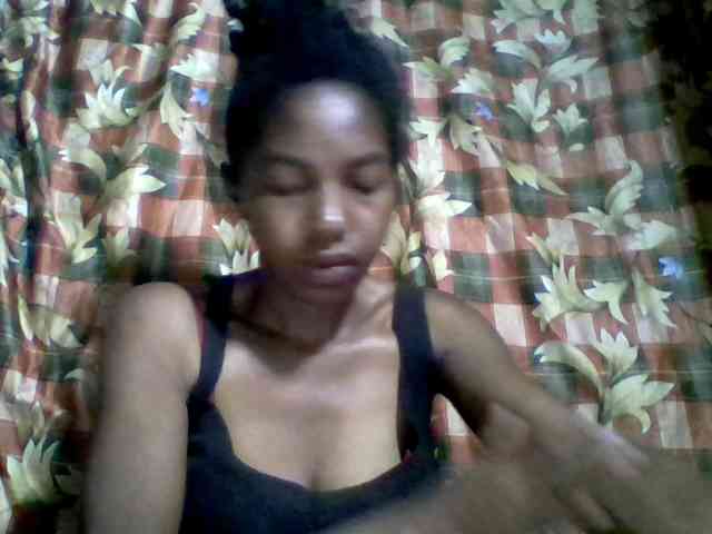 BigHairypussy webcam