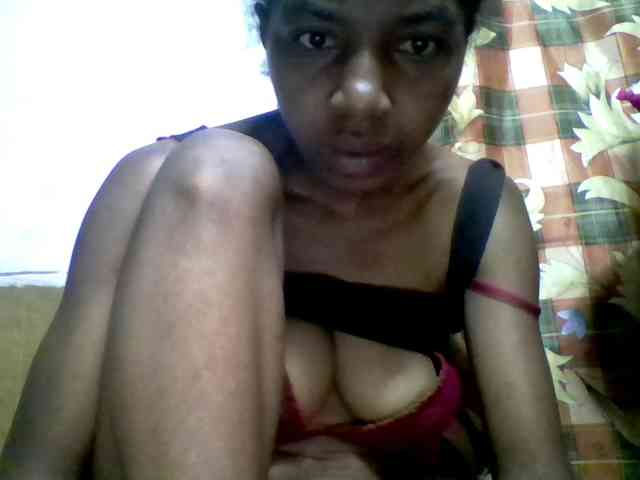 BigHairypussy webcam