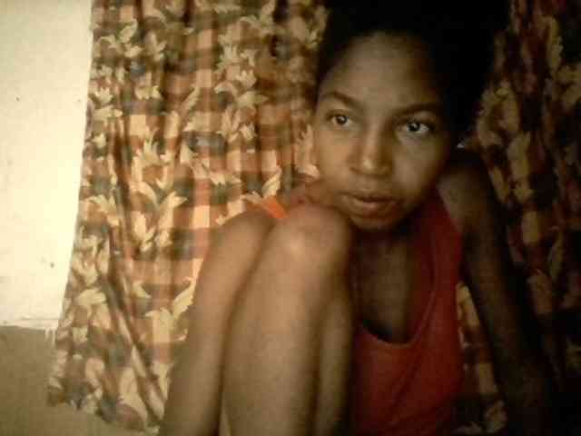 BigHairypussy webcam