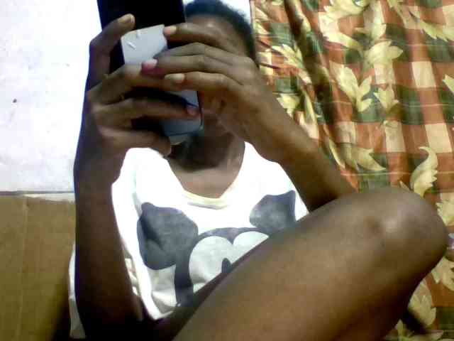 BigHairypussy webcam