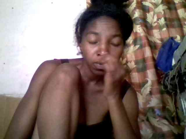 BigHairypussy webcam