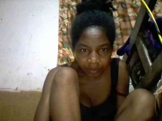 BigHairypussy webcam