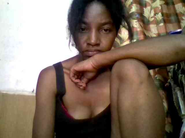 BigHairypussy webcam