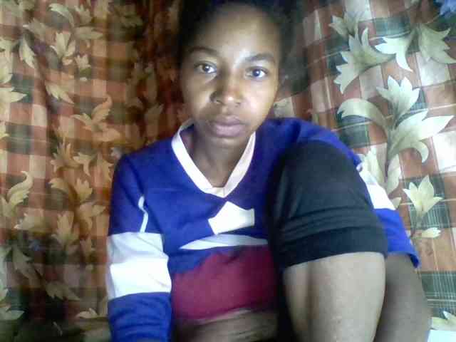 BigHairypussy webcam