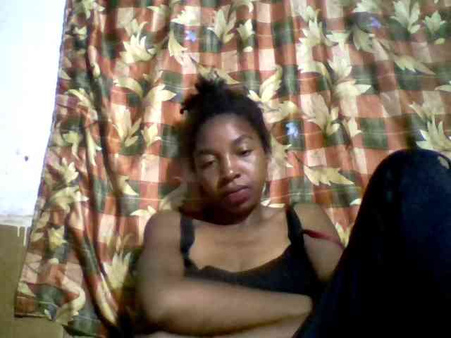 BigHairypussy webcam