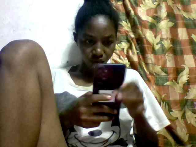 BigHairypussy webcam